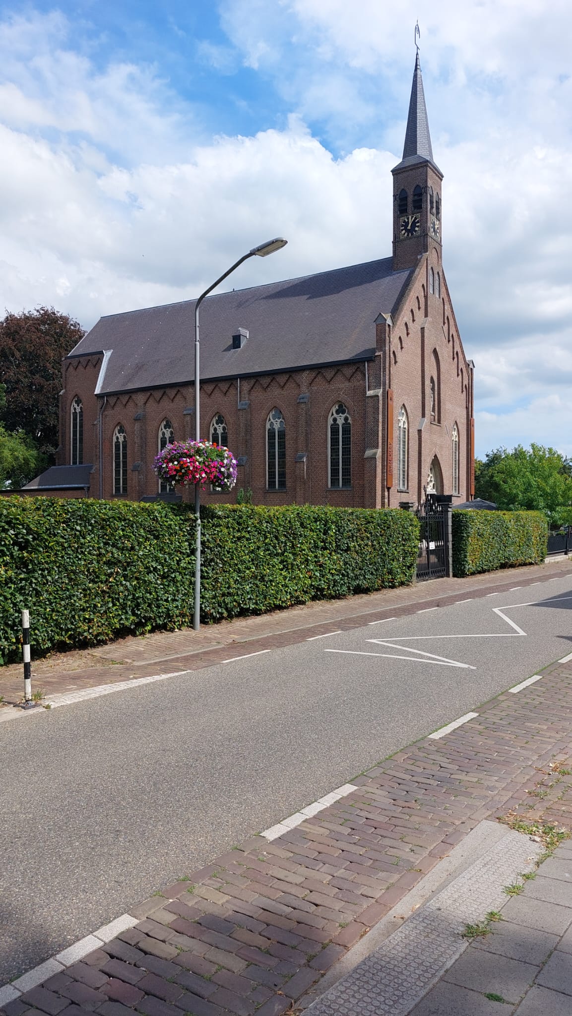 Hooge Zwaluwe, Restaurant Onze Kerk de Orgelsite orgelsite.nl Hooge Zwaluwe, Restaurant Onze Kerk de Orgelsite orgelsite.nl