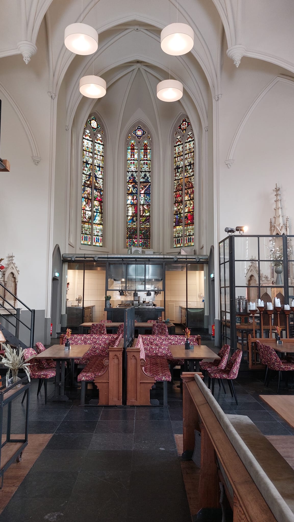 Hooge Zwaluwe, Restaurant Onze Kerk de Orgelsite orgelsite.nl Hooge Zwaluwe, Restaurant Onze Kerk de Orgelsite orgelsite.nl