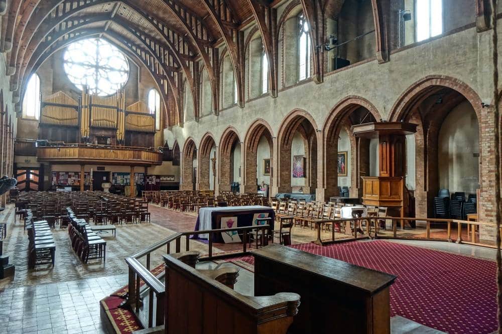 London (Ealing), Church of Saint Barnabas de Orgelsite orgelsite.nl