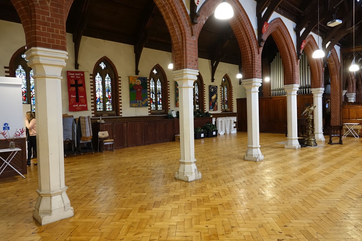 London (Wandsworth), Church of Saint Michael de Orgelsite orgelsite.nl